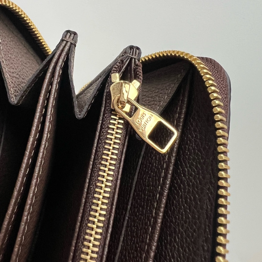 Louis Vuitton Empreinte Leather Zippy Wallet in Terre - Picture 7 of 11